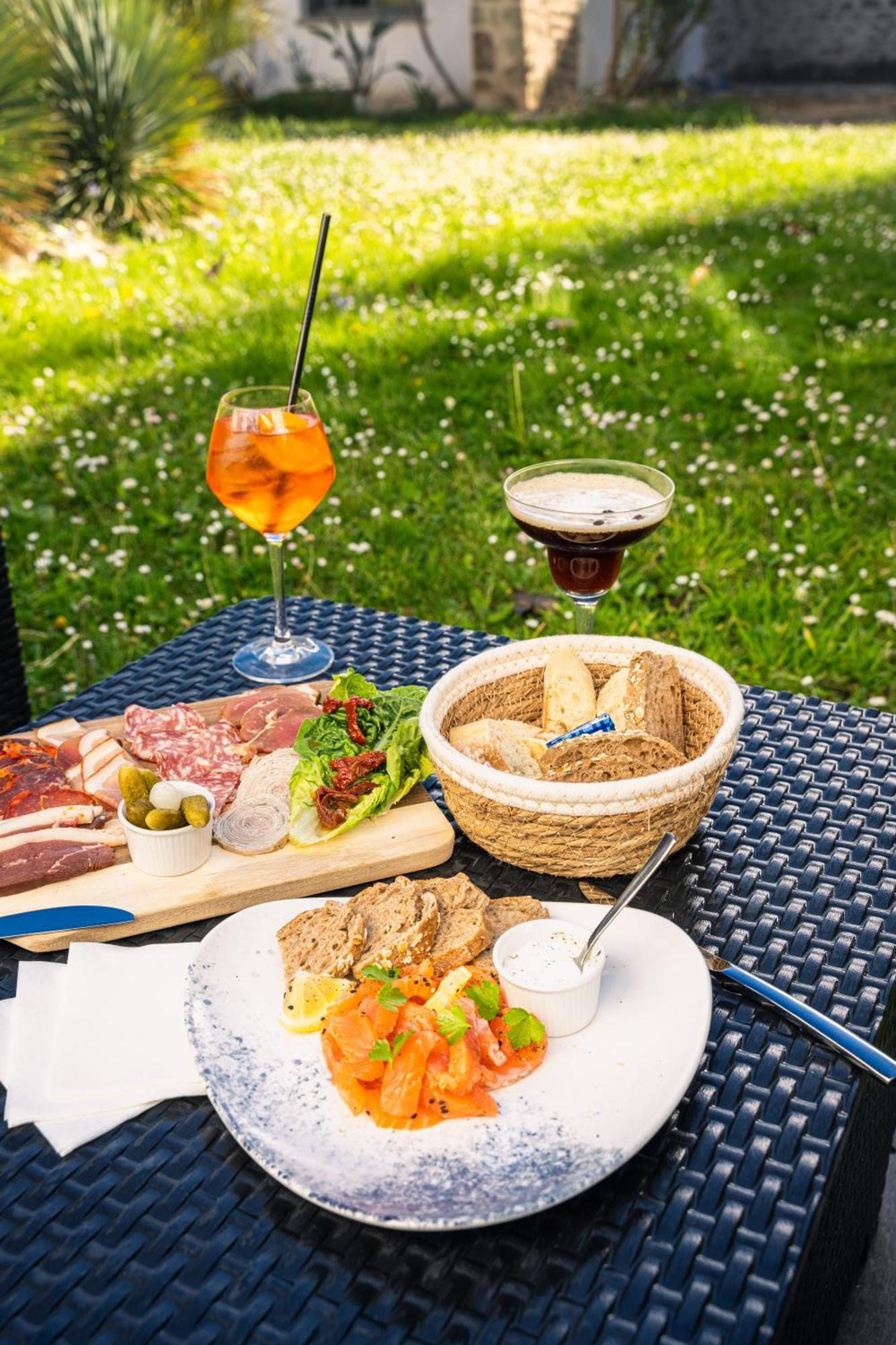 Hotel Spa De La Citadelle Lorient 路易港 外观 照片